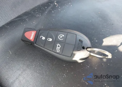 2013 Jeep Grand Cherokee Laredo z USA, uszkodzony, nr VIN 1C4RJFAG3DC548677